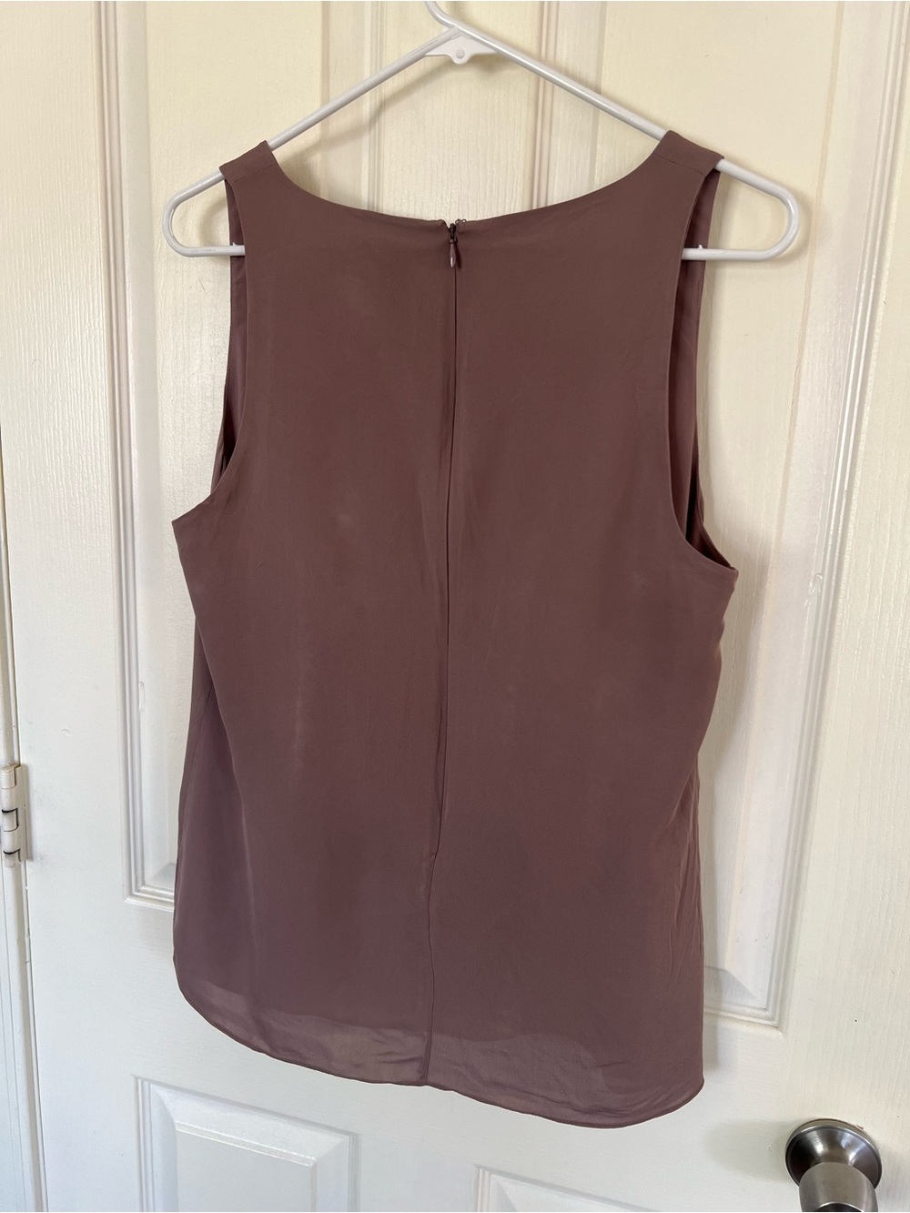 Theory Mauve Tank V-Neck Sleeveless Top - Picture 11 of 11